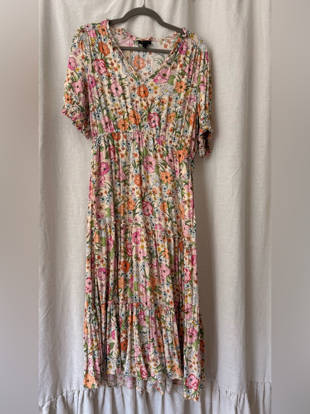 Who What Wear Floral Tiered Dress in Cream, Pink & Orange